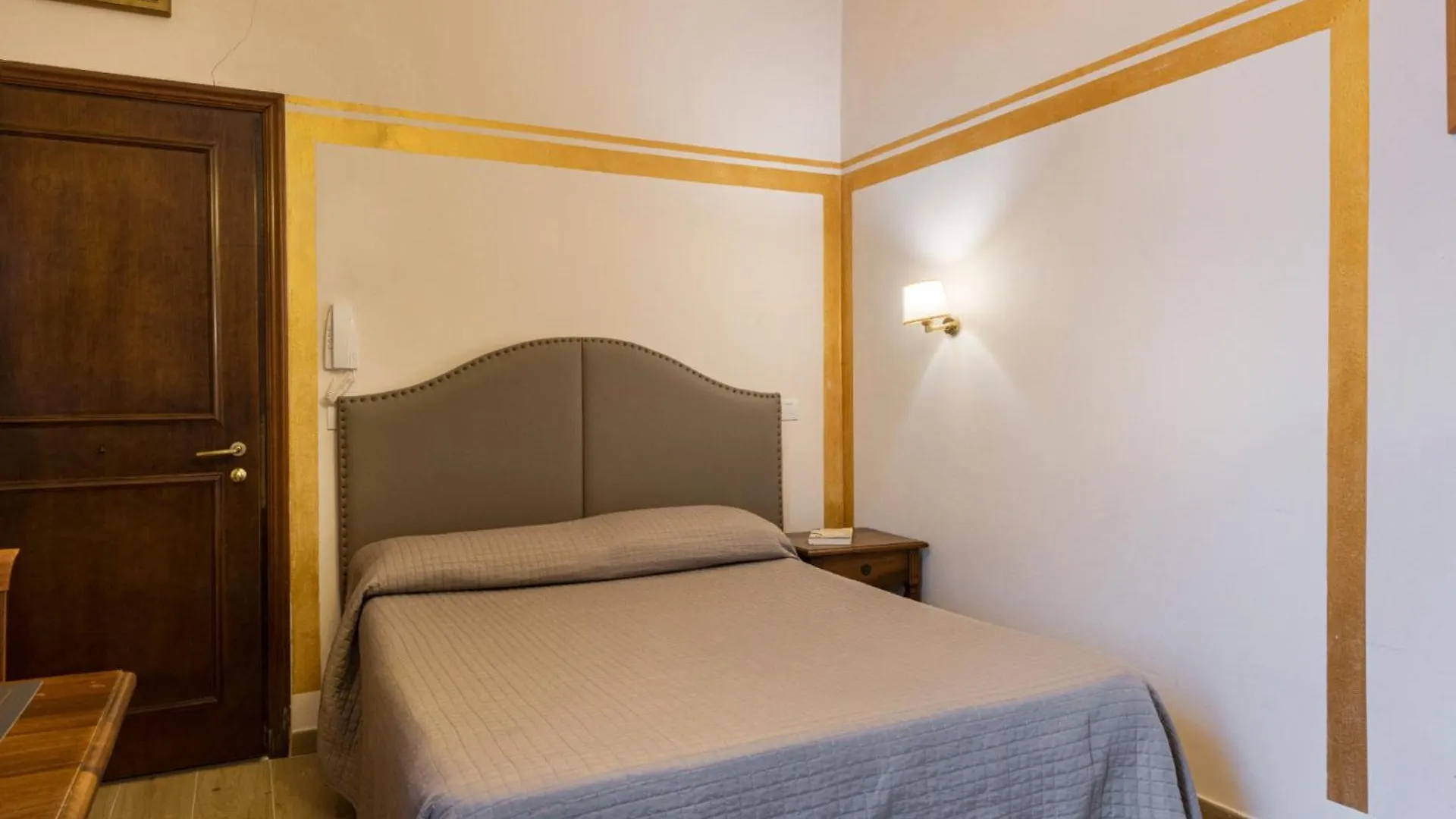 Apartments Florence - Ariento Vittoria Italy